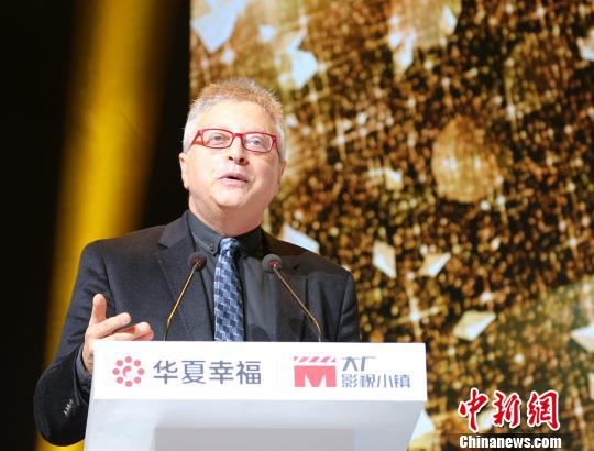 8ںӱʡSοhӰҕС(zhn)bϵӰƬˡMichael Uslan^bcЇ(gu)Ĺ z