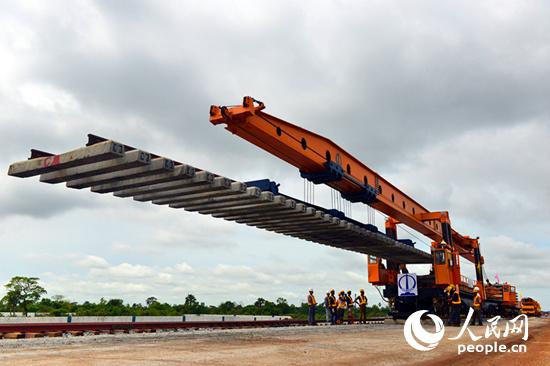 8�գ��������������F·�_ʼ�܉�������ܔz