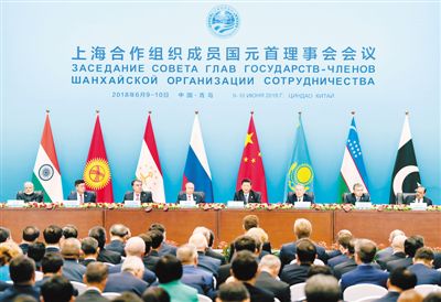 6��10�����Ϻ������M���ɆT��(gu��)�I(l��ng)��(d��o)�˹�ͬ��(hu��)Ҋ(ji��n)ӛ������(gu��)����ϯ��(x��)��ƽ������ϯ��(gu��)Ԫ�װl(f��)���vԒ��ӡ�ȿ���Ī�������_��˹̹���y(t��ng)�{������Ү����������˹˹̹���y(t��ng)����e�Ʒ򡢰ͻ�˹̹���y(t��ng)��ِ�������_˹���y(t��ng)�վ���������˹̹���y(t��ng)����������Ɲ�e��˹̹���y(t��ng)�נ���(j��)�sҮ���ϯ�����A��ӛ�� �� ��z