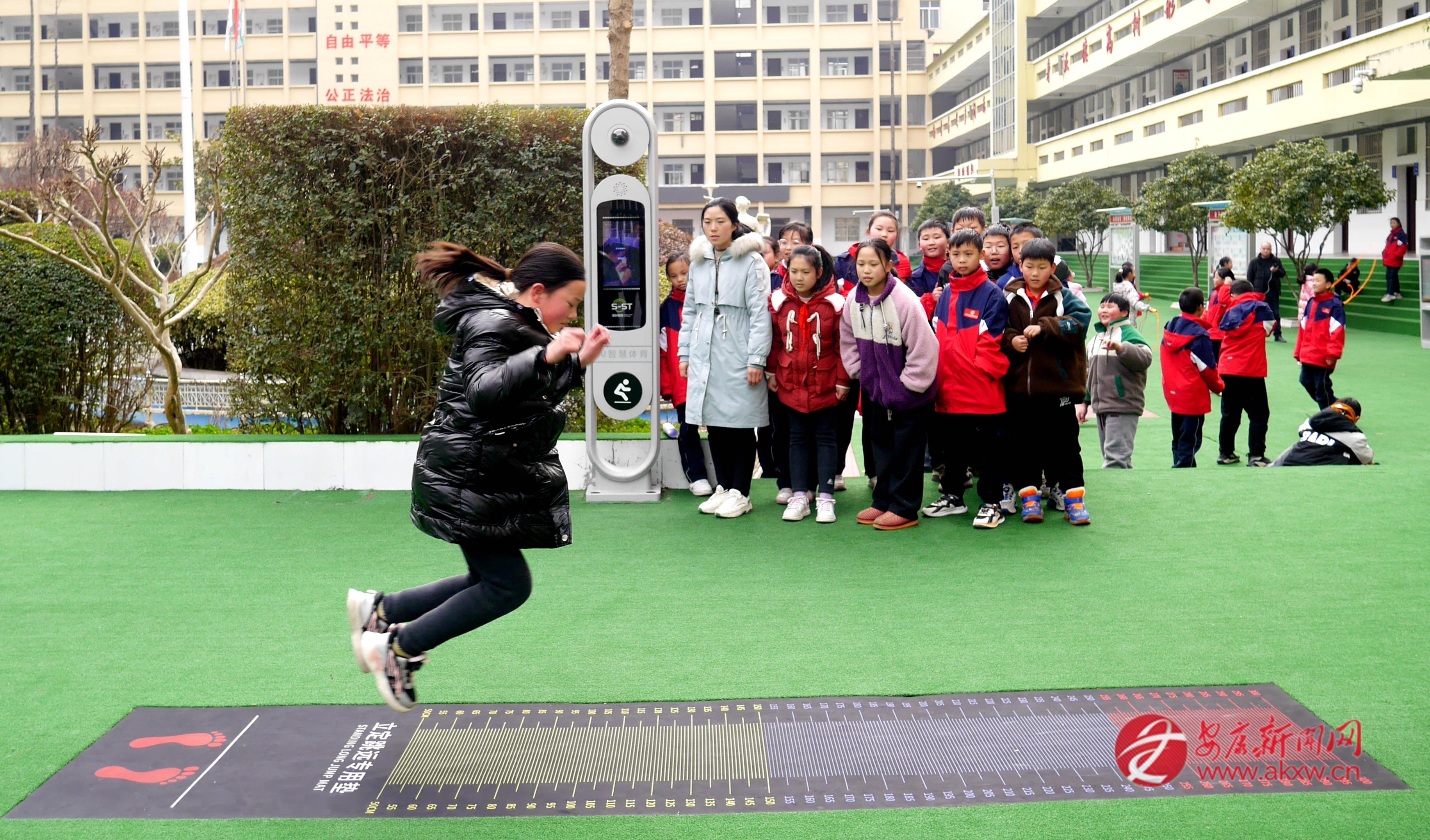 白河縣倉上鎮(zhèn)中心小學(xué)智慧體育落地實施